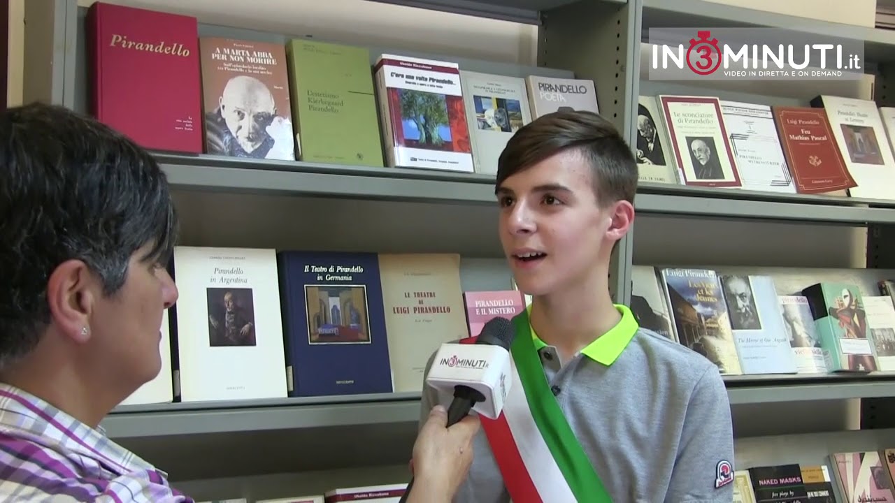 Rifiuti, la speranza sono le giovani generazioni. Salvatore Taibi, baby sindaco di Castrofilippo, favorevole alla differenziata