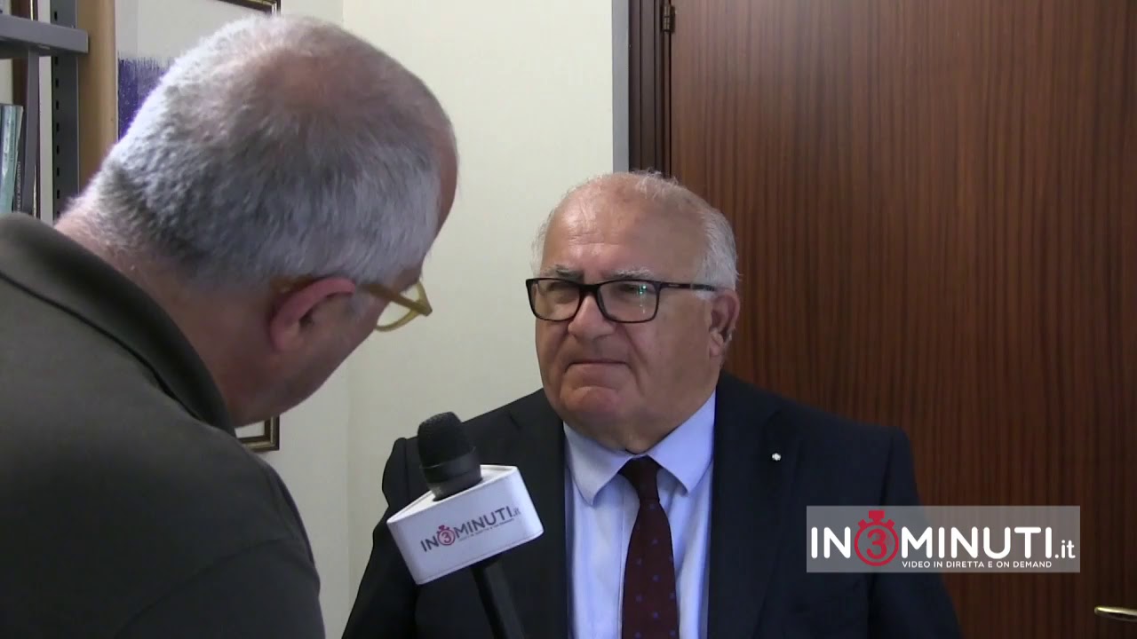 Differenziata: cosa si può fare di più? come scovare la gentaglia? come fare rispettare le regole? E’ vero che alcuni esercenti commerciali conferiscono come e quando gli pare? Perchè non si multano le grandi utenze che non differenziano (a nostre spese)?