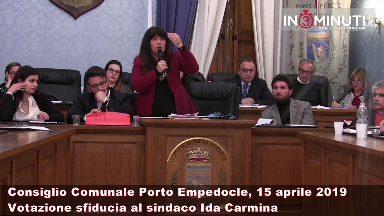 Bocciata la sfiducia al sindaco di Porto Empedocle Ida Carmina, secondo intervento del sindaco