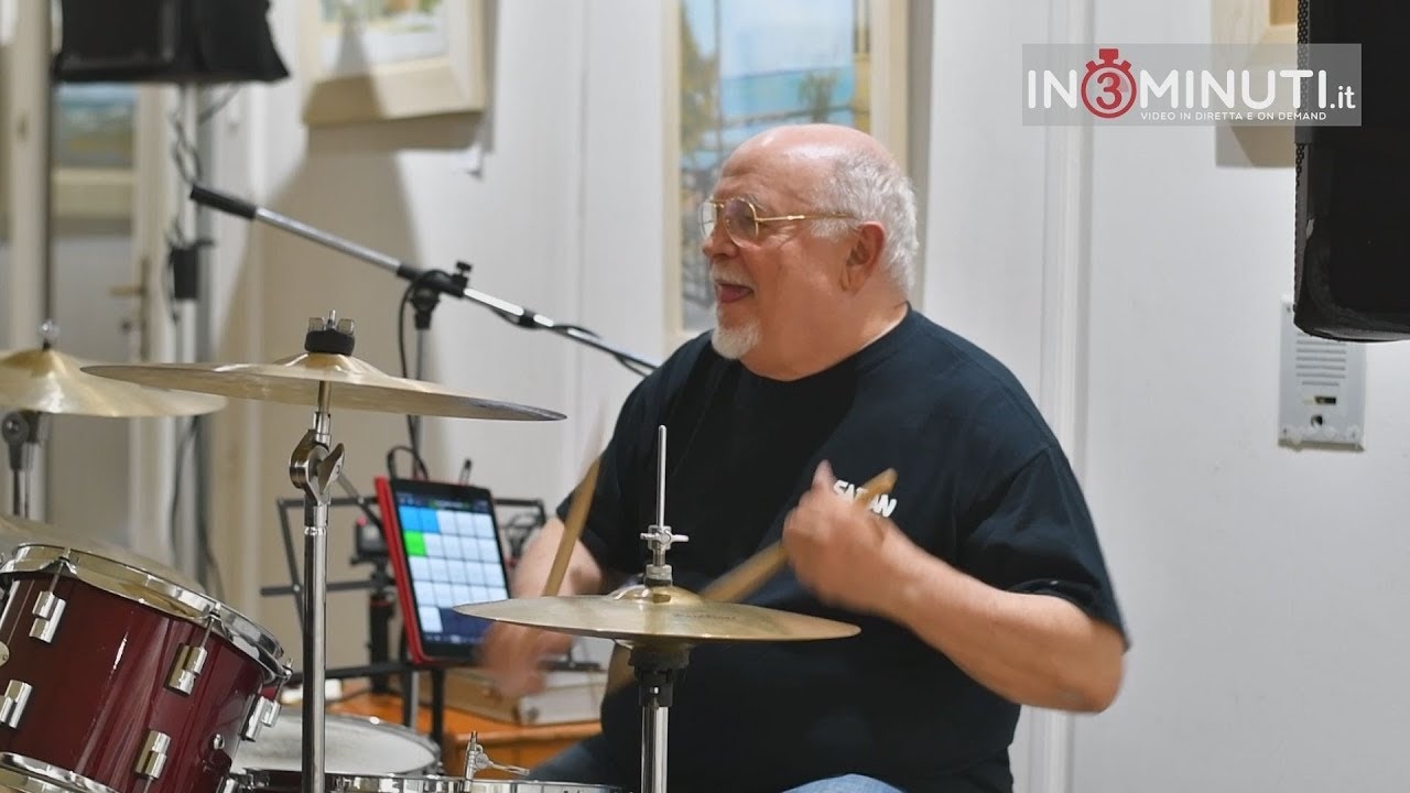 Ellade Bandini, grande batterista italiano, ex membro dei The Pleasure Machine   si racconta