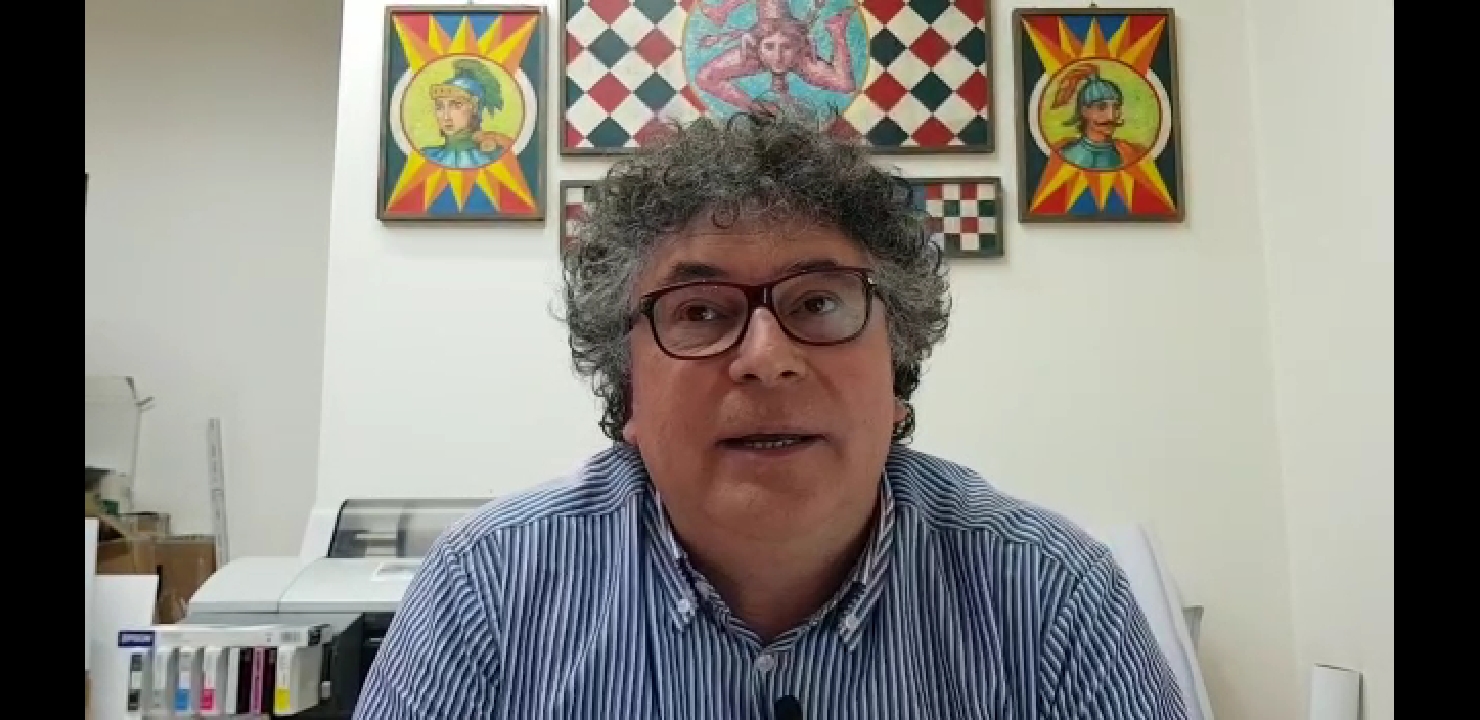 La stagione turistica è già iniziata, ma lo spettacolo che si offre agli ormai tanti visitatori, che raggiungono la città, ha dell’inverosimile