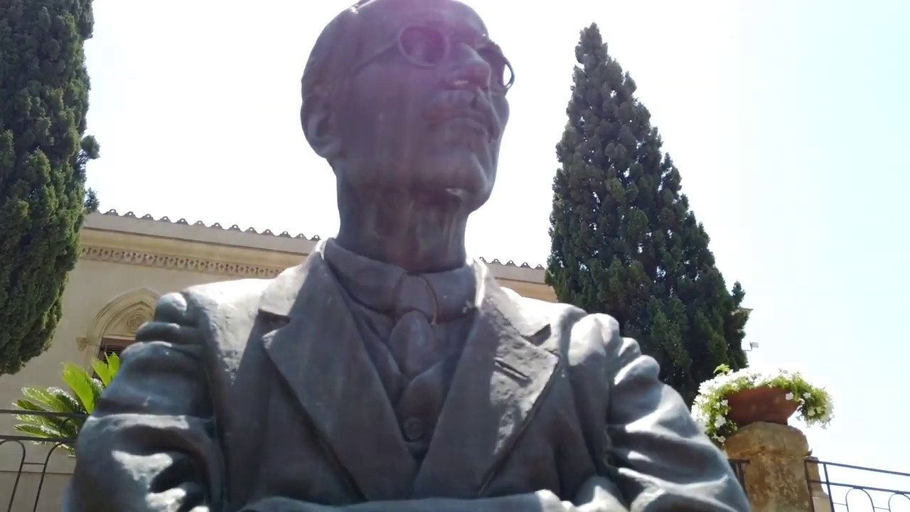 Domenica 25 agosto apre al pubblico il giardino di Villa Aurea, Sir Aleander Hardcastle 📹 VIDEO