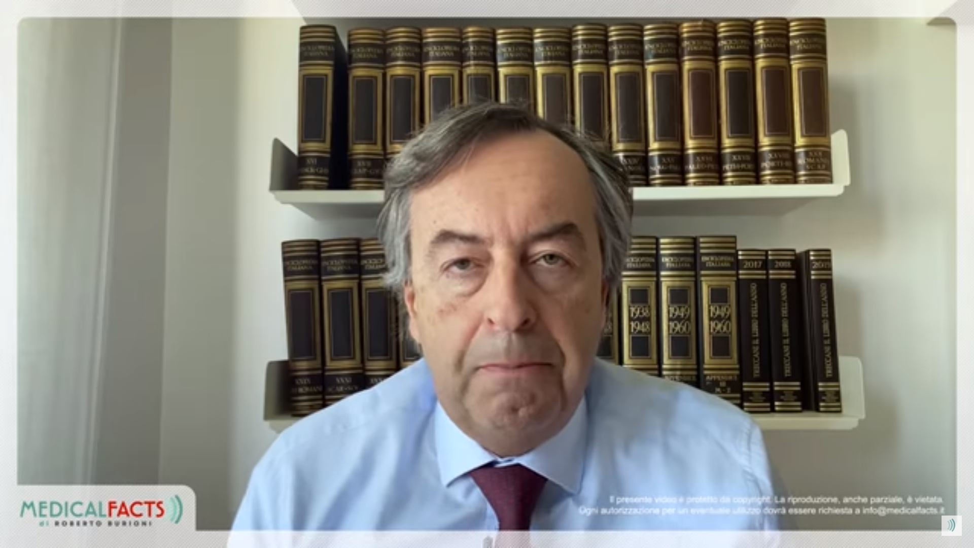 Smettiamo di paragonarlo all’influenza, è da Incoscienti, Roberto Burioni 🎥Video