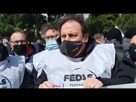 Covid, crisi del settore che ruota attorno al mondo dello spettacolo, 🎥 ascoltiamo Riccardo Liotta, Emanuele Farruggia e Cristian Vassallo.  Video ricevuto