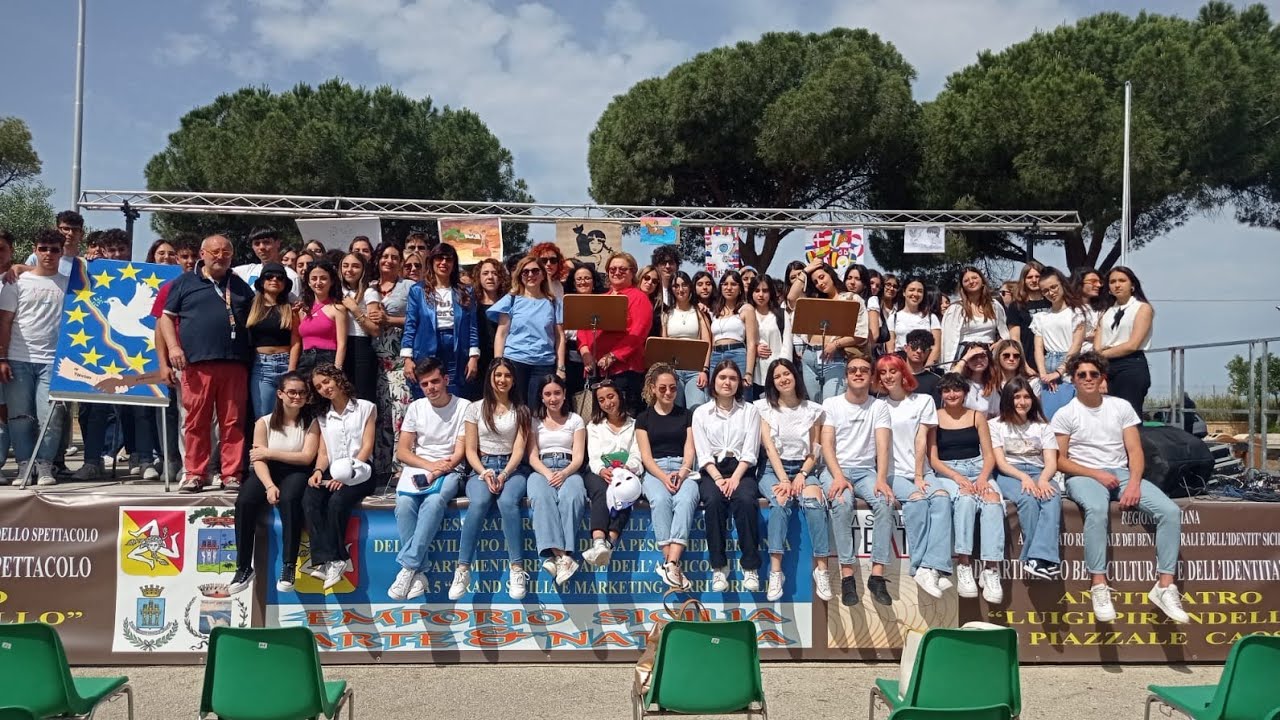 Giornata dell’Europa al piazzale Caos