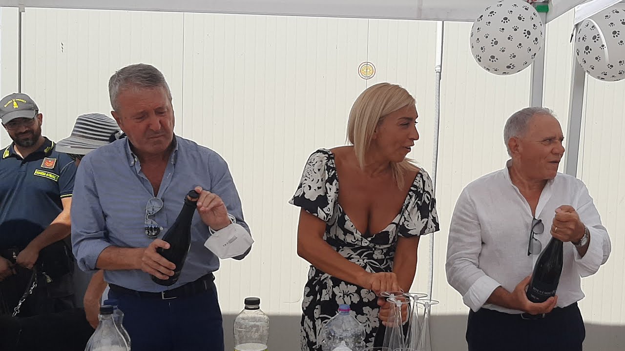 Inaugurato questa mattina il nuovo ambulatorio veterinario, che sarà gestito dal personale Asp e dai volontari animalisti