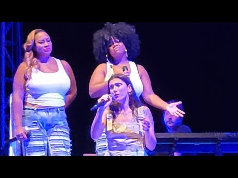 Super concerto di Elisa ieri a piano San Gregorio