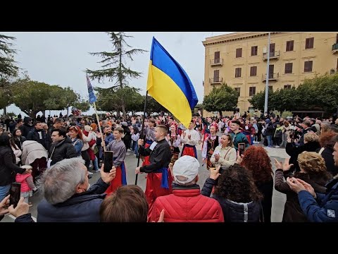 È iniziato il MANDORLO IN FIORE 2024 🎤Miccichè, Cantone, Ciulla, Di Maida #in3minuti