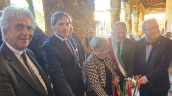In mostra da oggi al Museo Griffo gli antichi vasi greci della collezione Panitteri