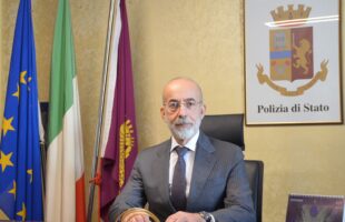 Prende a schiaffi gestore di un locale e minaccia due poliziotti: DASPO WILLY per un tunisino