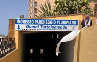Parcheggio pluripiano di via Empedocle intitolato al compianto ‪Gianni Tuttolomondo