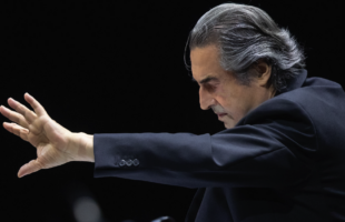 Riccardo Muti ad Agrigento Capitale italiana della Cultura: il 7 luglio concerto davanti al Tempio della Concordia