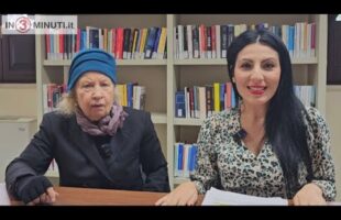 “Vicini con un libro”: Angela Passarello, voce significativa della poesia contemporanea