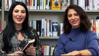 “Vicini con un libro”: Tiziana Crisafulli giornalista e romanziera