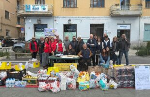 PASQUA DI SOLIDARIETA’, PIU’ DI CENTO CUORI ADERISCONO ALL’APPELLO DEL MCL E PATRONATO SIAS PER UNA RACCOLTA ALIMENTARE A FAVORE DEI VOLONTARI DI STRADA 