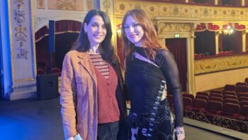 “Rosa cunta e canta”, diretto e interpretato da Donatella Finocchiaro, al Pirandello