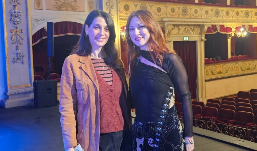 “Rosa cunta e canta”, diretto e interpretato da Donatella Finocchiaro, al Pirandello